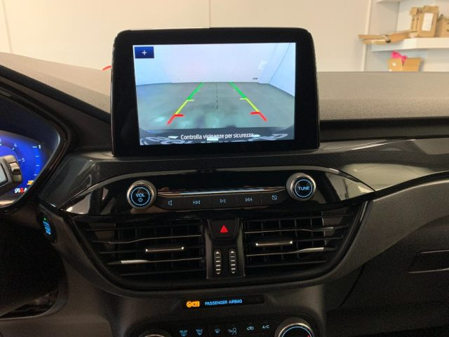 FORD Kuga usata, con Bracciolo