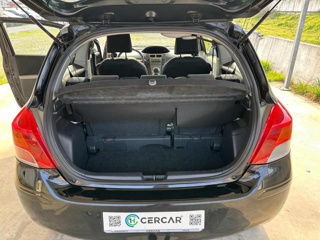 TOYOTA Yaris usata 49