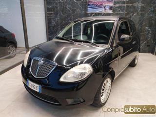 LANCIA Ypsilon usata, con Airbag