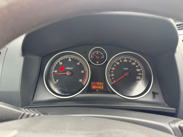 OPEL Zafira usata, con Chiusura centralizzata