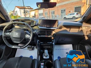 PEUGEOT 2008 usata, con Climatizzatore