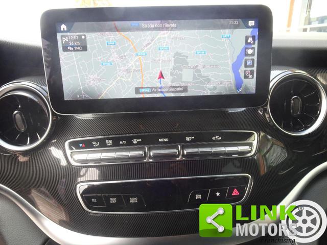 MERCEDES-BENZ V 220 usata, con Fendinebbia