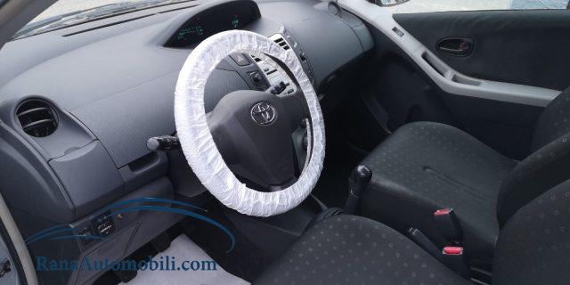 TOYOTA Yaris usata, con Airbag Passeggero