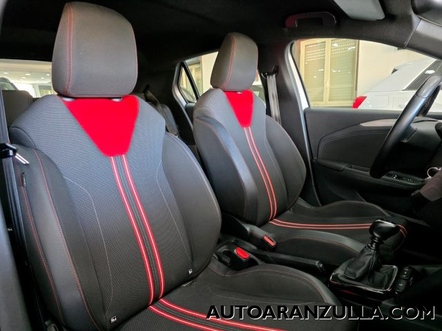 OPEL Corsa usata, con Volante in pelle