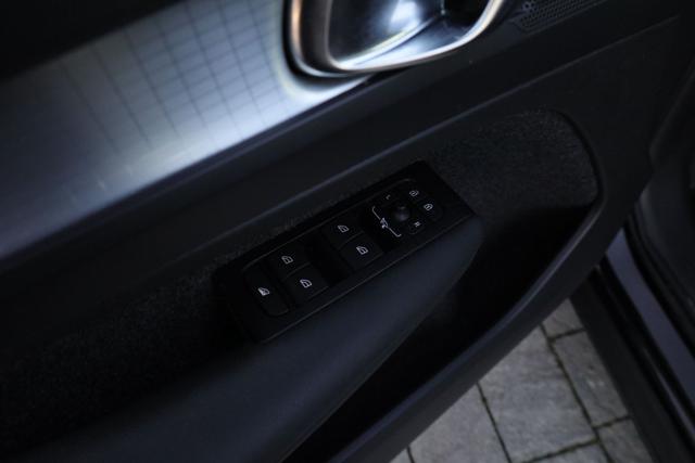 VOLVO XC40 usata, con Controllo vocale