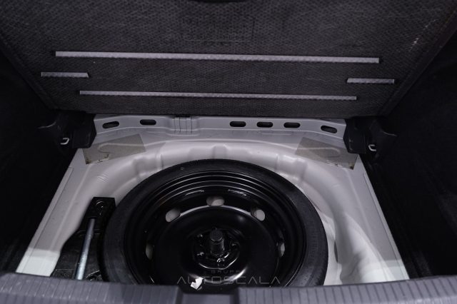 VOLKSWAGEN T-Roc usata 34
