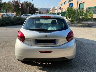 PEUGEOT 208 usata, con Chiusura centralizzata