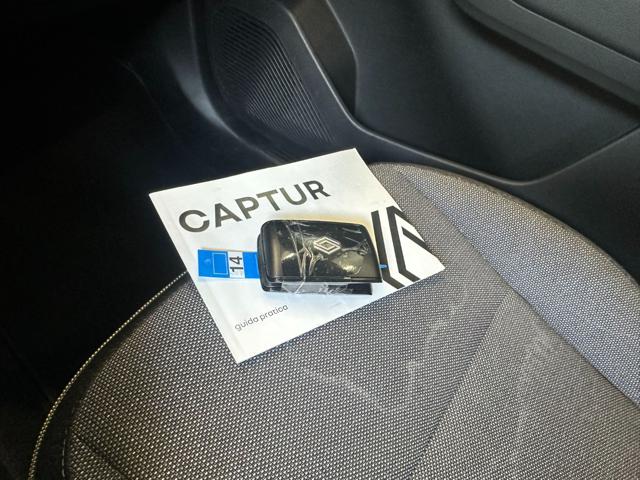 RENAULT Captur usata, con Telecamera per parcheggio assistito