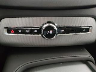 VOLVO XC90 usata, con Luci diurne LED