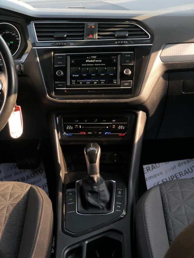 VOLKSWAGEN Tiguan usata, con USB