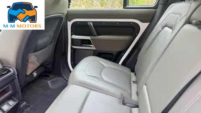 LAND ROVER Defender usata, con Climatizzatore