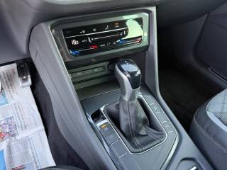 VOLKSWAGEN Tiguan usata, con Fari LED