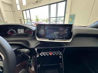PEUGEOT 2008 usata, con Airbag testa