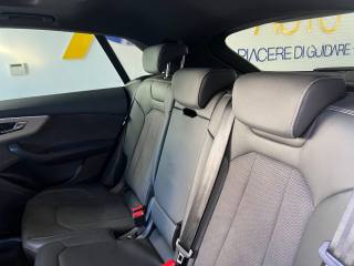 AUDI Q8 usata, con USB