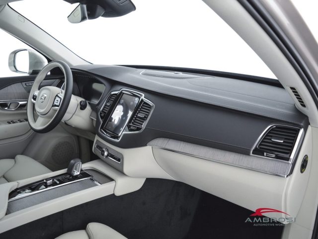 VOLVO XC90 usata 13
