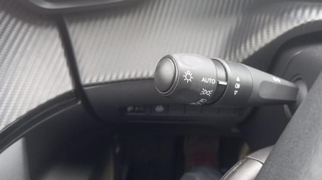 PEUGEOT 2008 usata, con MP3