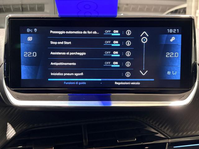 PEUGEOT 208 usata, con Volante in pelle