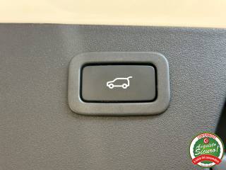 JAGUAR E-Pace usata, con Portellone posteriore elettrico