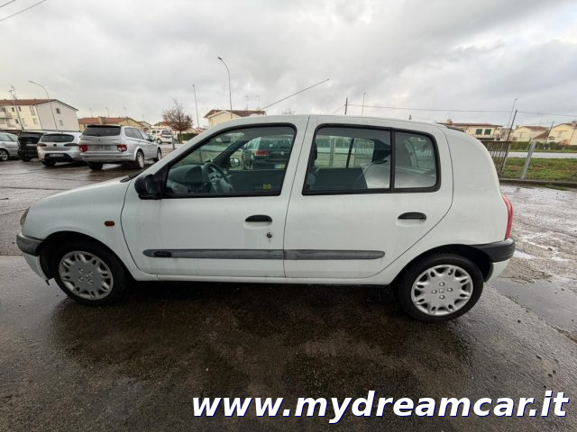 RENAULT Clio usata 17