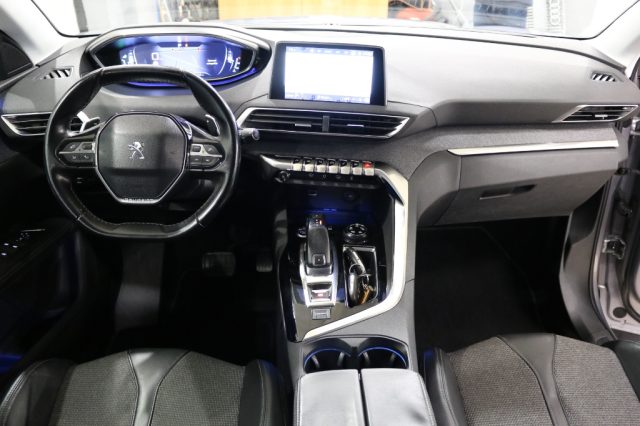 PEUGEOT 5008 usata, con Climatizzatore