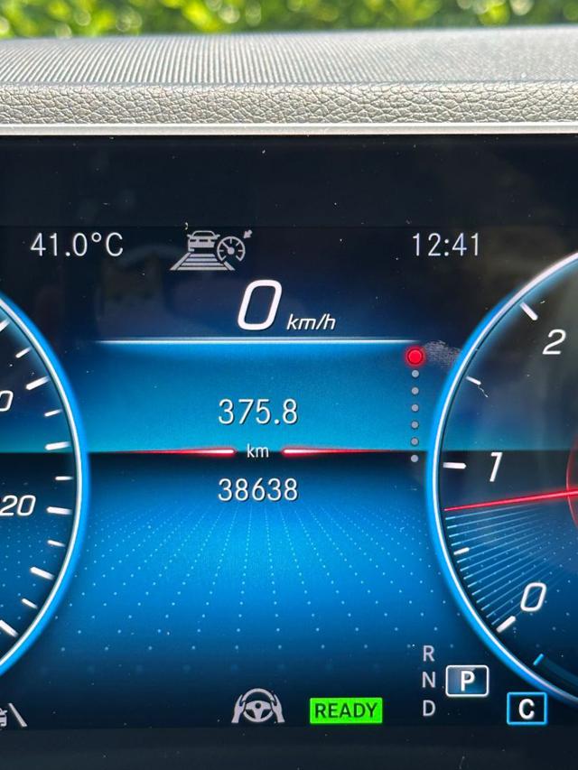 MERCEDES-BENZ GLE 300 usata, con Touch screen