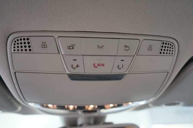 MERCEDES-BENZ GLC 250 usata 59