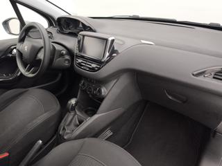 PEUGEOT 208 usata, con Hill holder