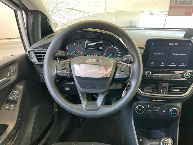 FORD Fiesta usata, con Fari LED