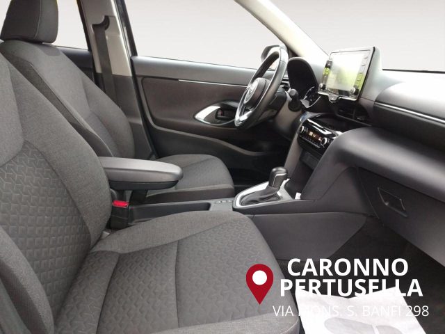 TOYOTA Yaris Cross usata, con Specchietti laterali elettrici