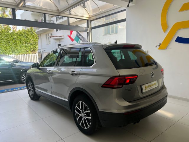 VOLKSWAGEN Tiguan usata, con Fendinebbia