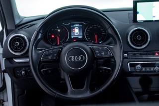AUDI A3 usata, con Autoradio