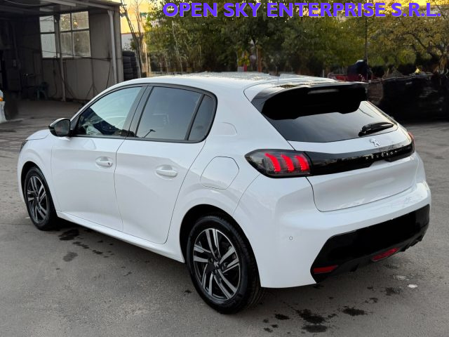 PEUGEOT 208 usata, con Autoradio