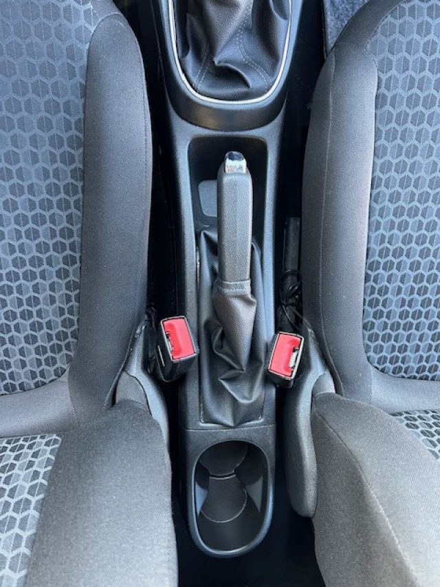 OPEL Corsa usata, con Servosterzo