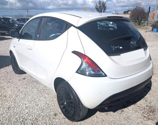LANCIA Ypsilon usata, con Airbag laterali