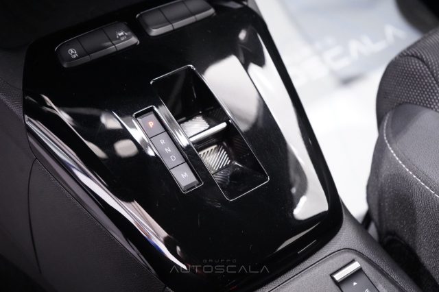 OPEL Corsa usata, con Servosterzo