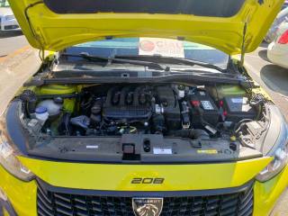 PEUGEOT 208 usata, con Volante multifunzione