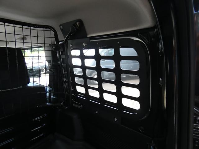SUZUKI Jimny usata, con Servosterzo