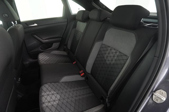 VOLKSWAGEN Taigo usata 3