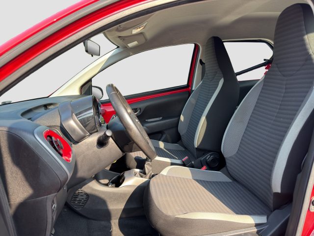 TOYOTA Aygo usata 9