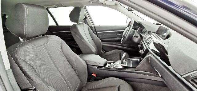 BMW 318 usata, con Pacchetto sportivo