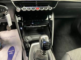 PEUGEOT 2008 usata, con Sistema di navigazione