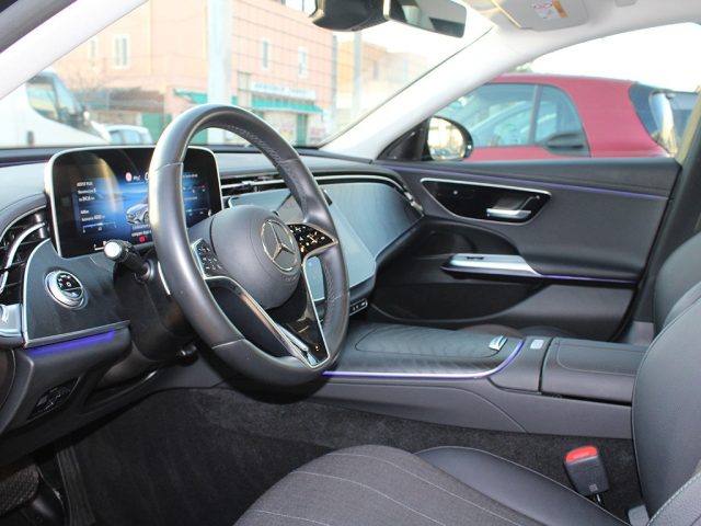MERCEDES-BENZ E 220 usata, con Chiusura centralizzata