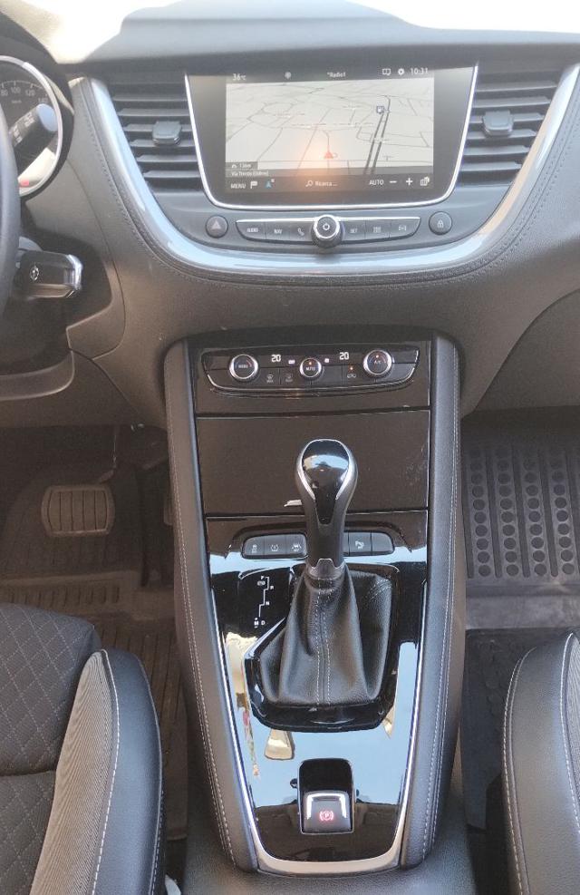OPEL Grandland X usata, con Volante multifunzione