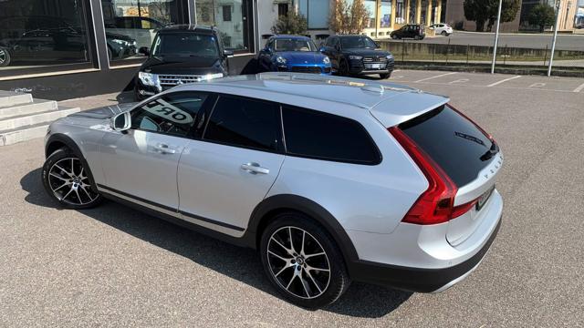 VOLVO V90 Cross Country usata, con Bracciolo
