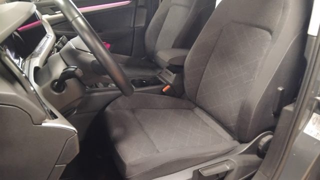 VOLKSWAGEN Golf usata, con Autoradio digitale