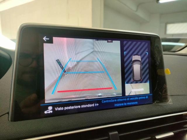 PEUGEOT 3008 usata, con Park Distance Control