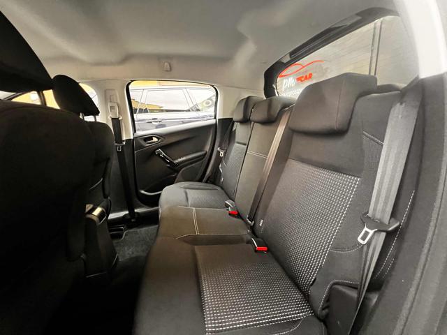 PEUGEOT 208 usata, con ESP