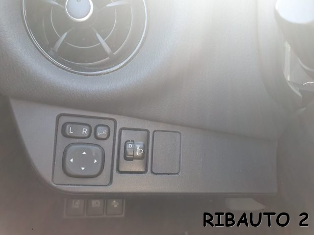 TOYOTA Yaris usata, con Boardcomputer