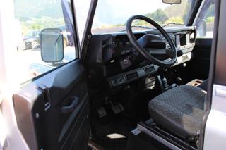 LAND ROVER Defender usata, con Trazione integrale