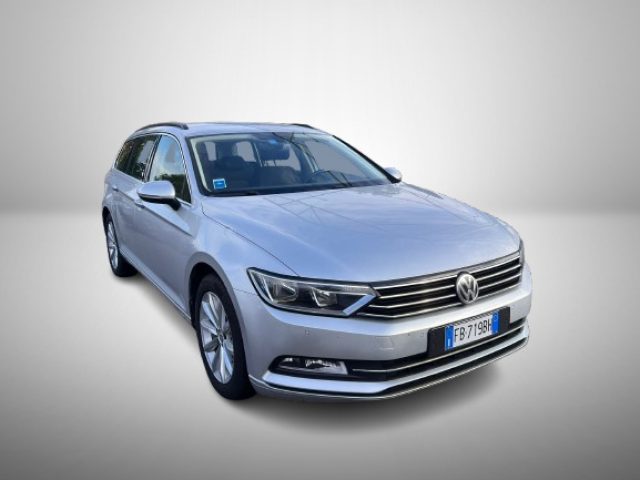 VOLKSWAGEN Passat usata, con ABS